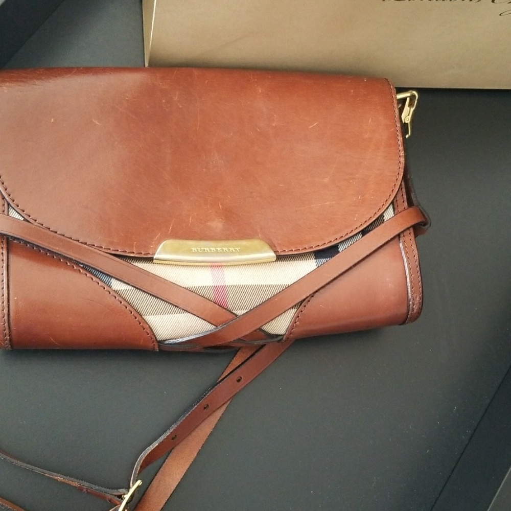 Burberry purse/crossbody